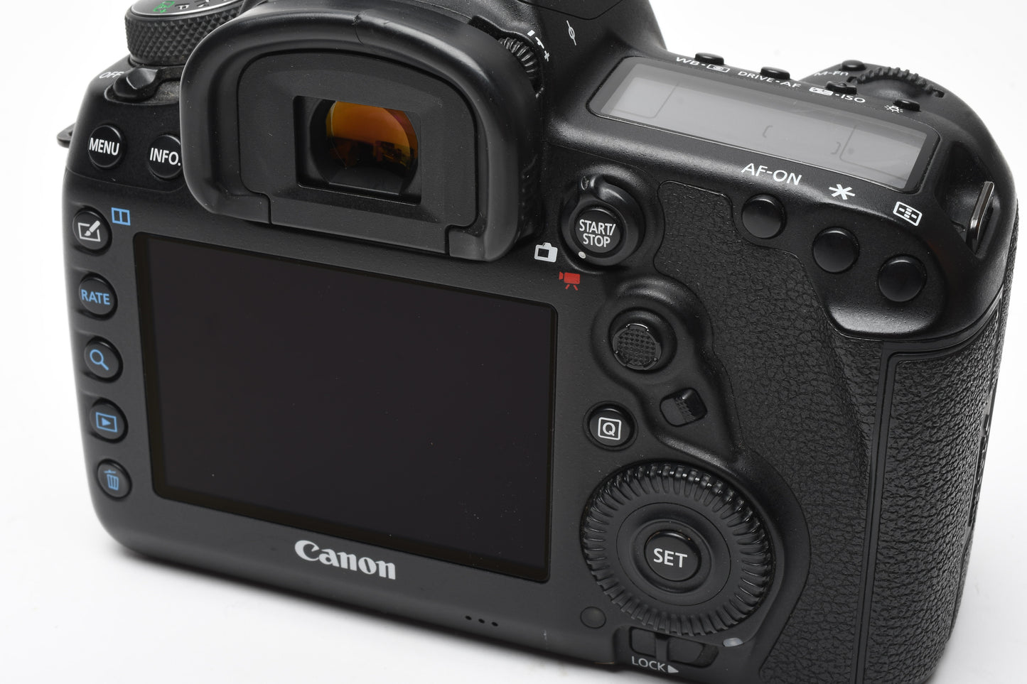 Canon EOS 5D Mark IV Body w/2X Batts, Charger, 17,944 Acts! Great!