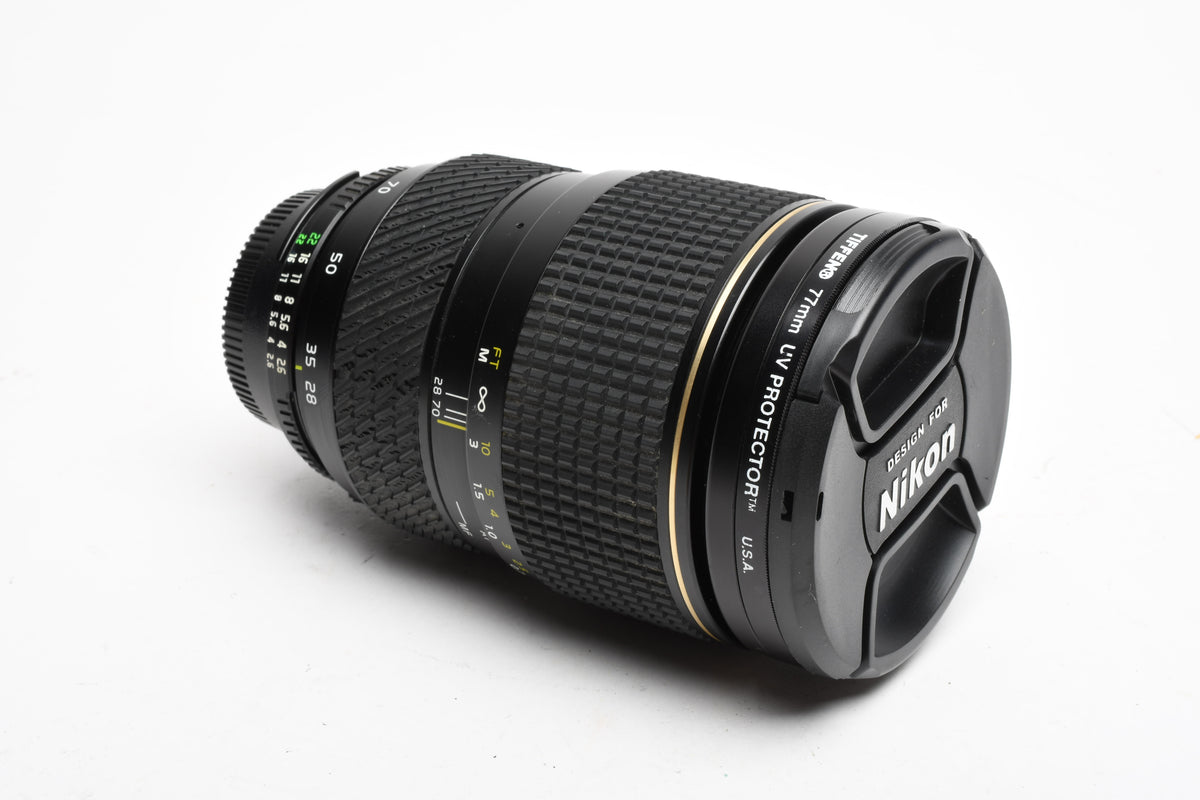 Tokina AF 28-70mm f2.6-2.8 zoom lens for Nikon Ai-S, UV+Caps, Great