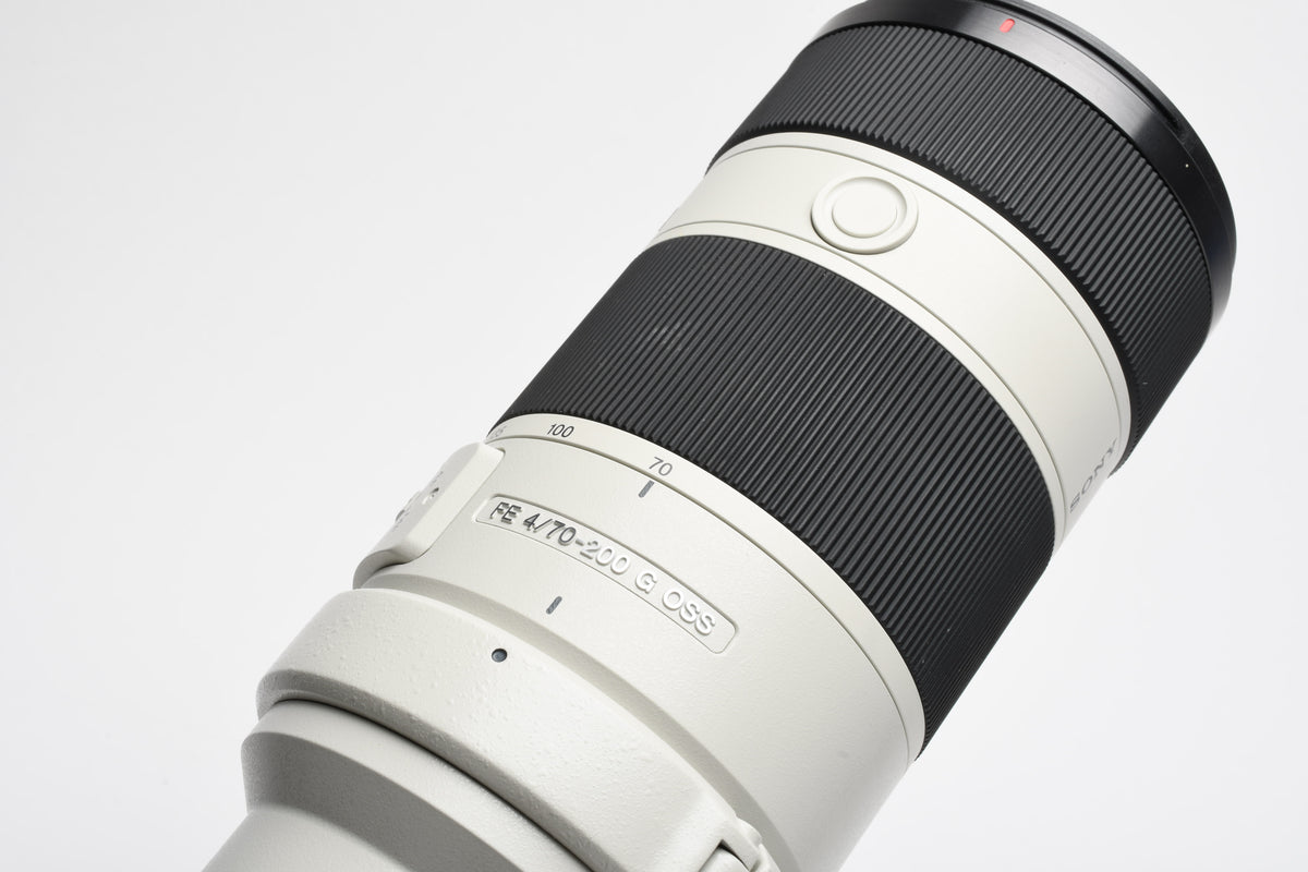 Sony FE 70-200mm F4 G OSS SEL7200G w/hood, caps, collar, pouch, +UV, Mint-