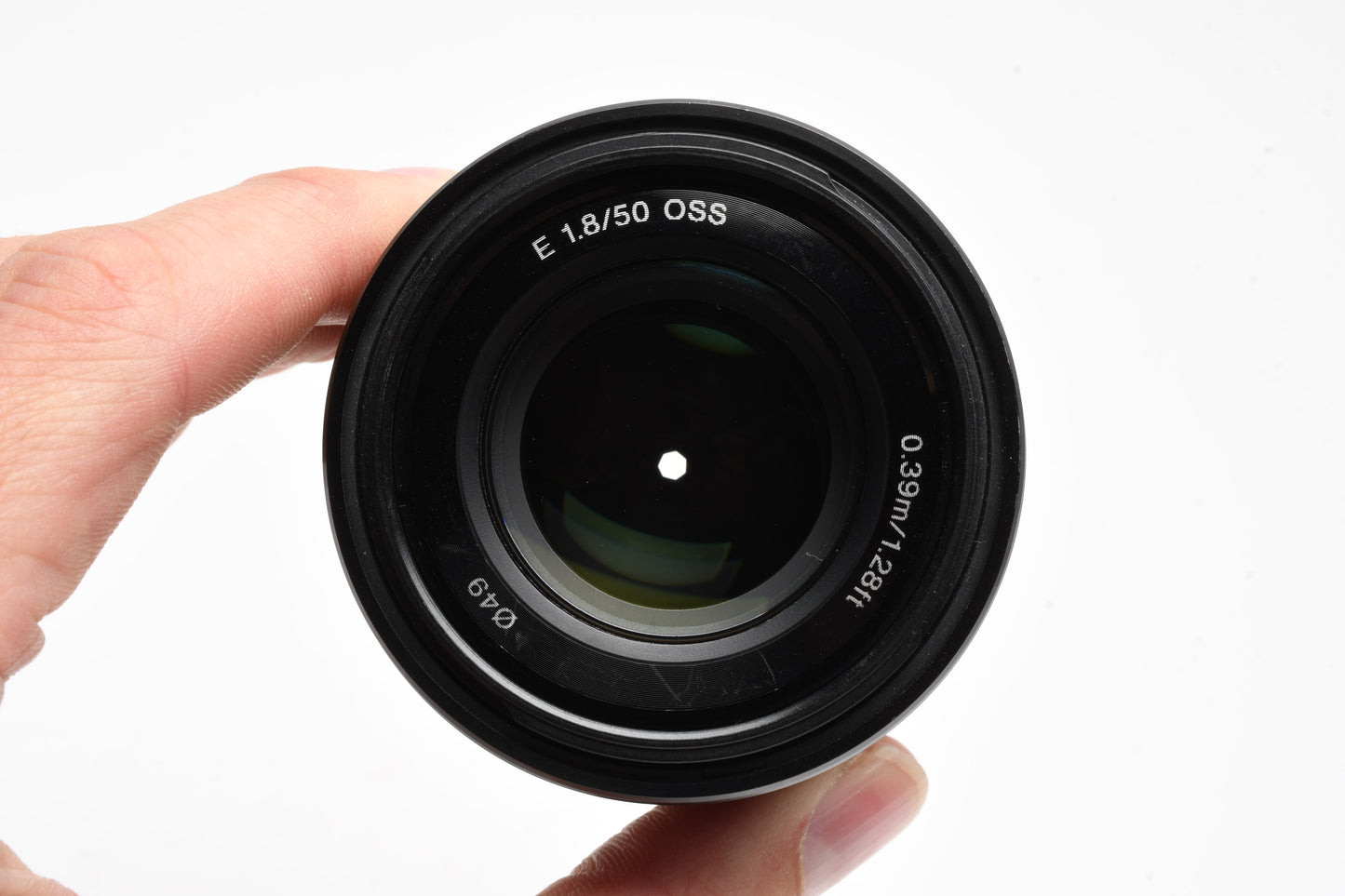 Sony 50mm f1.8 FE SEL50F18F Prime lens, Hood, Box, Clean