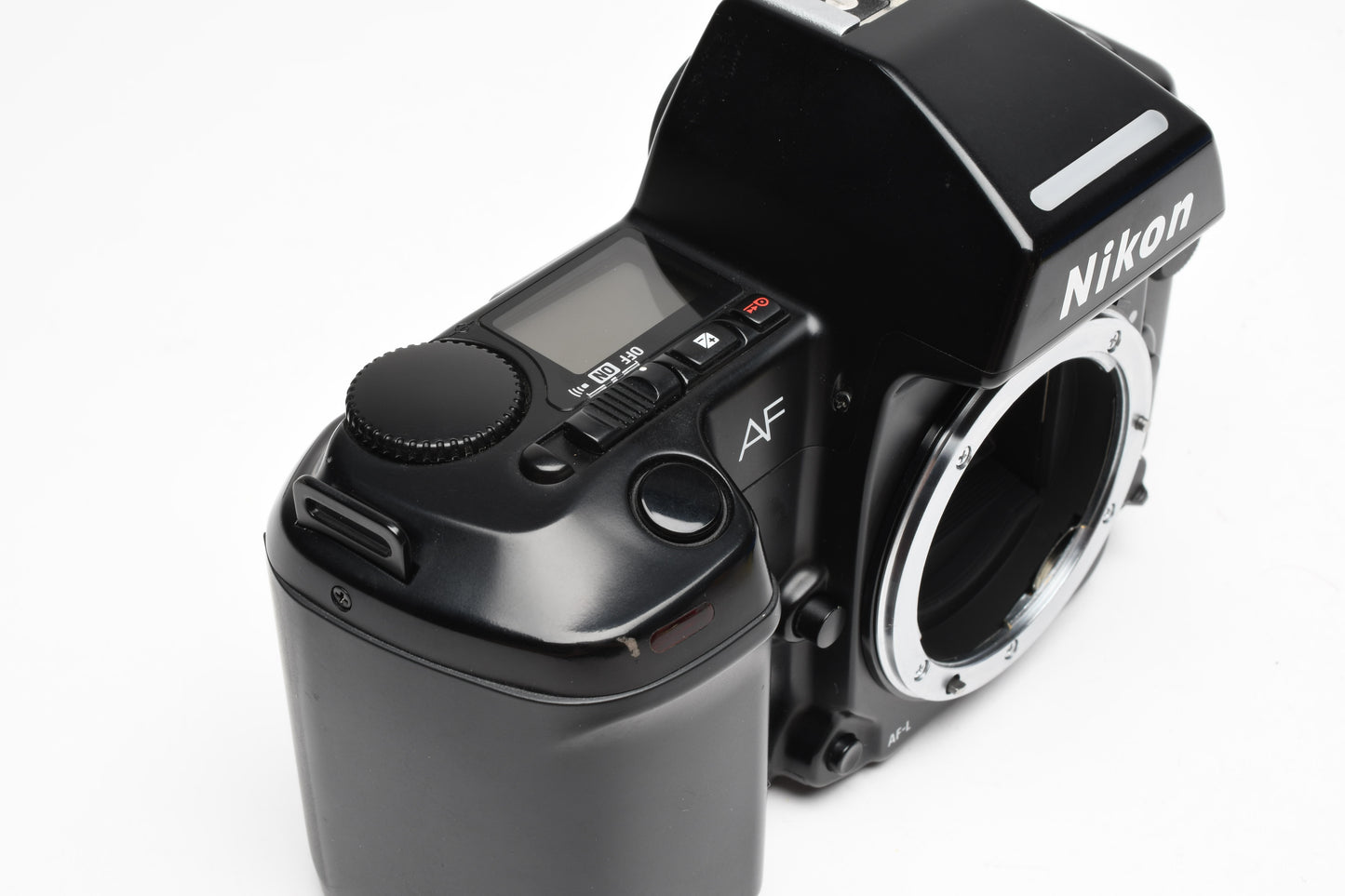 Nikon N8008s 35mm SLR Body, cap, tested, Great!