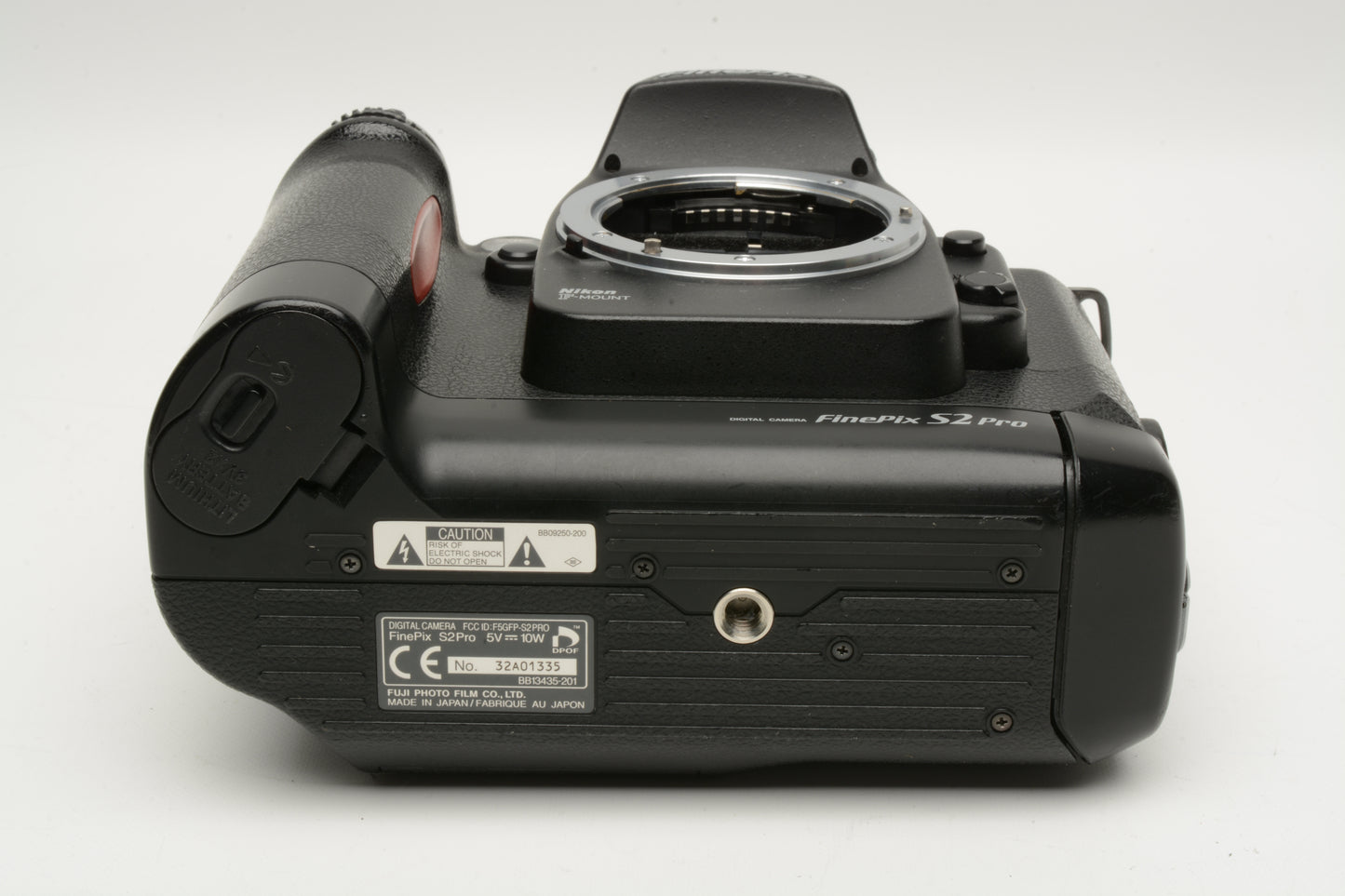 Fujifilm S2 Pro DSLR Body, AC adapter, CF card, cables, manuals, Boxed