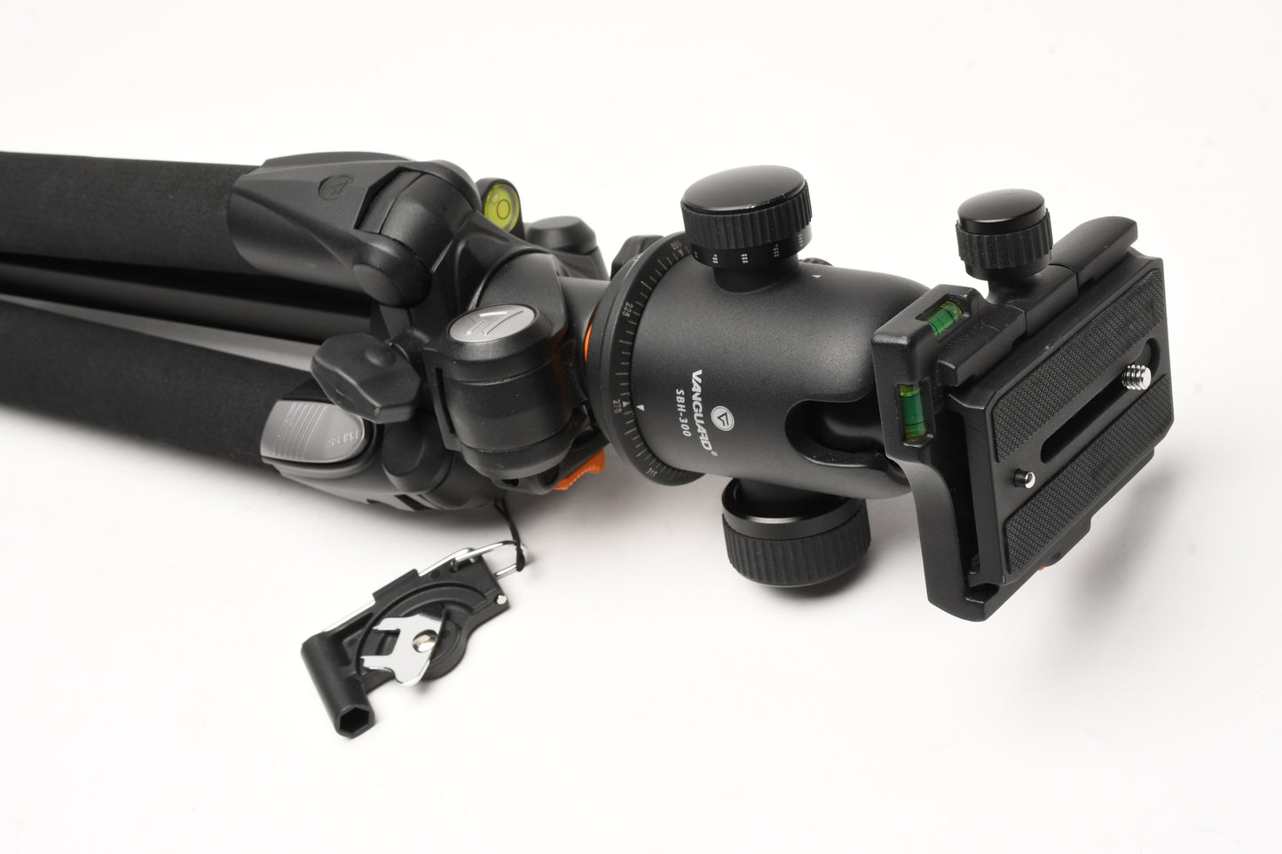 Vanguard Alta Pro 283CT Carbon Fiber tripod legs w/SBH-300 Head, Case, Great!