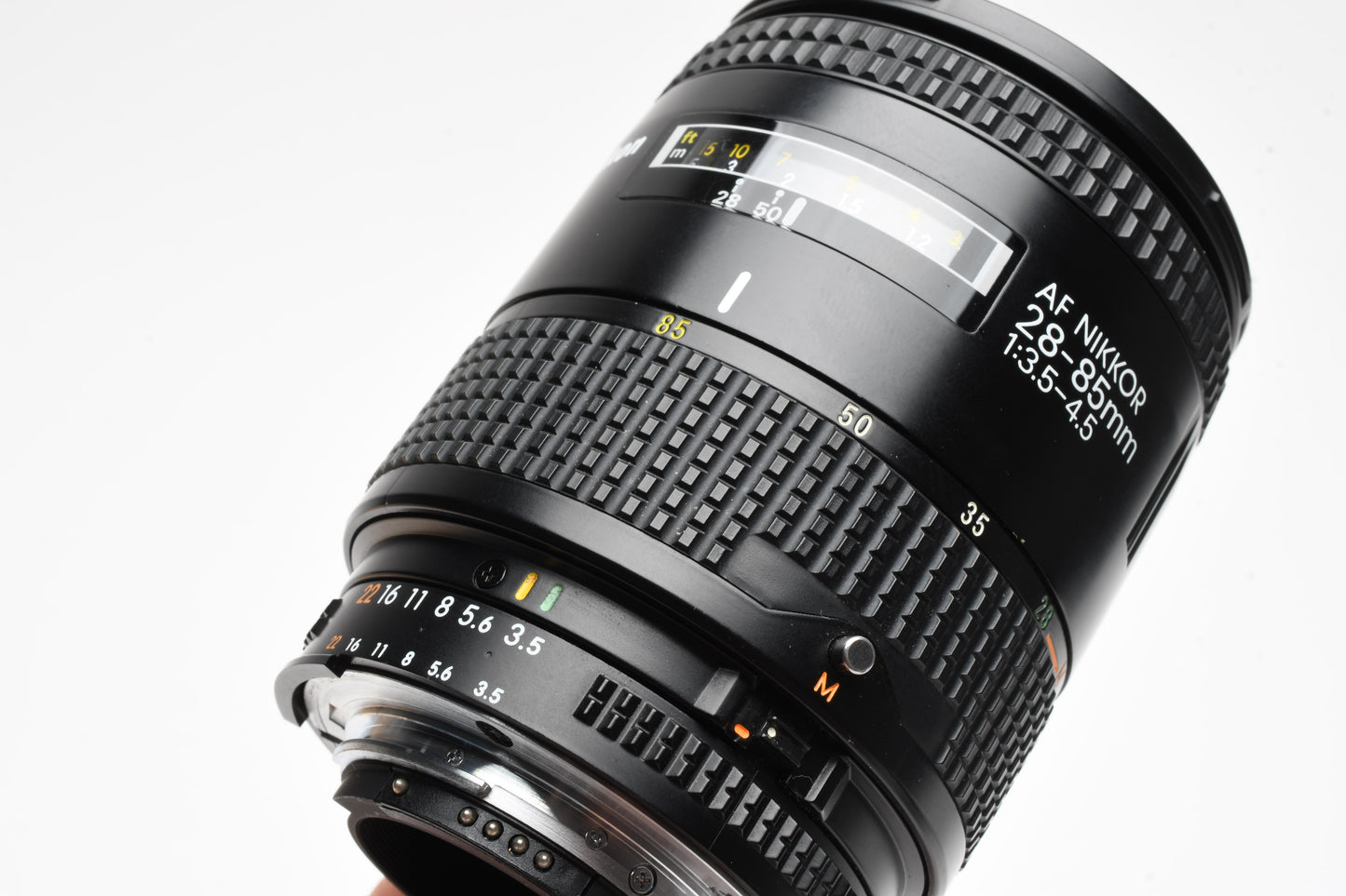 Nikon AF 28-85mm f3.5-4.5 macro zoom lens, caps, UV, Box, Great!