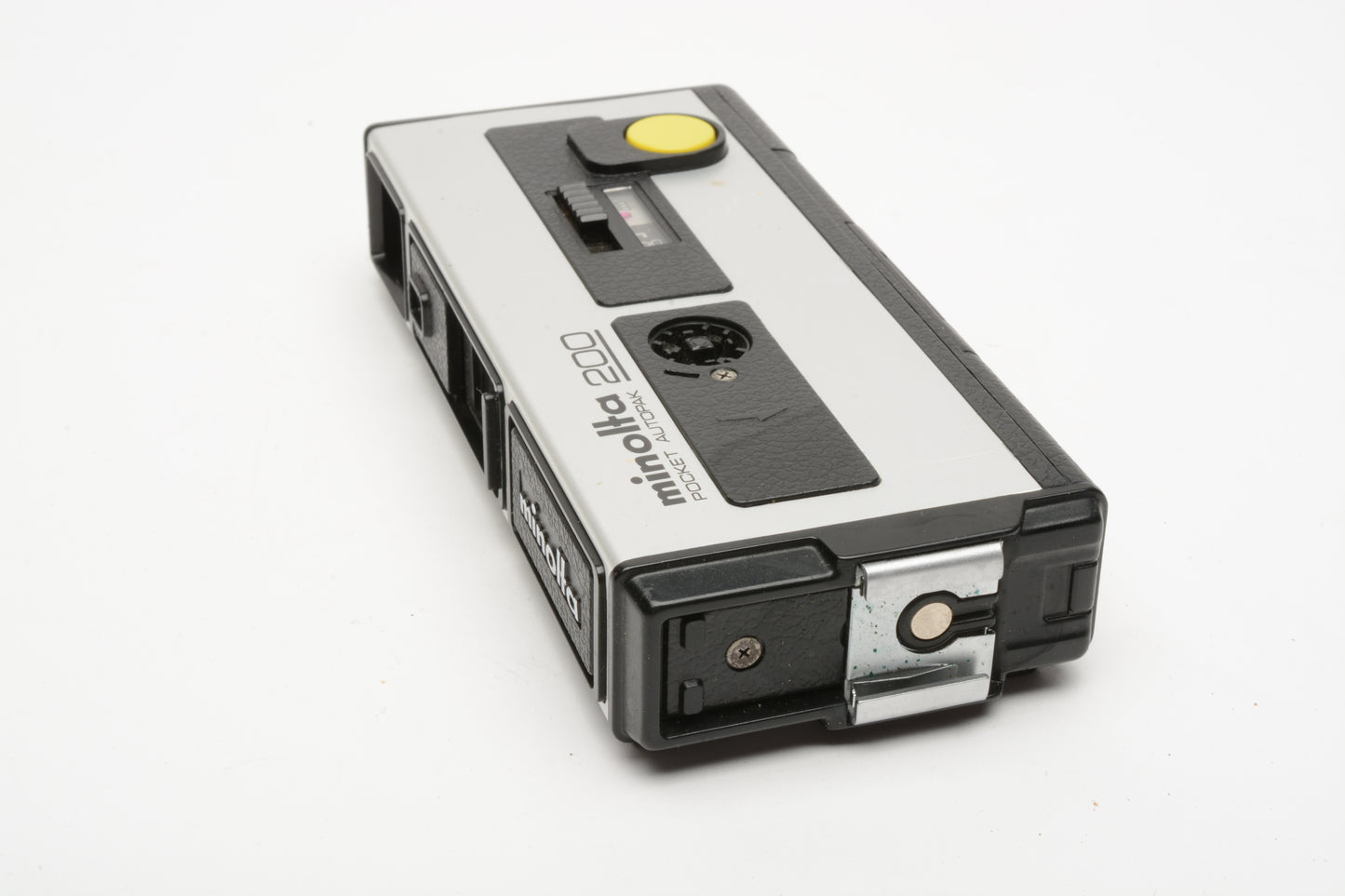 Minolta Pocket Autopak 200 110 Camera in case, works