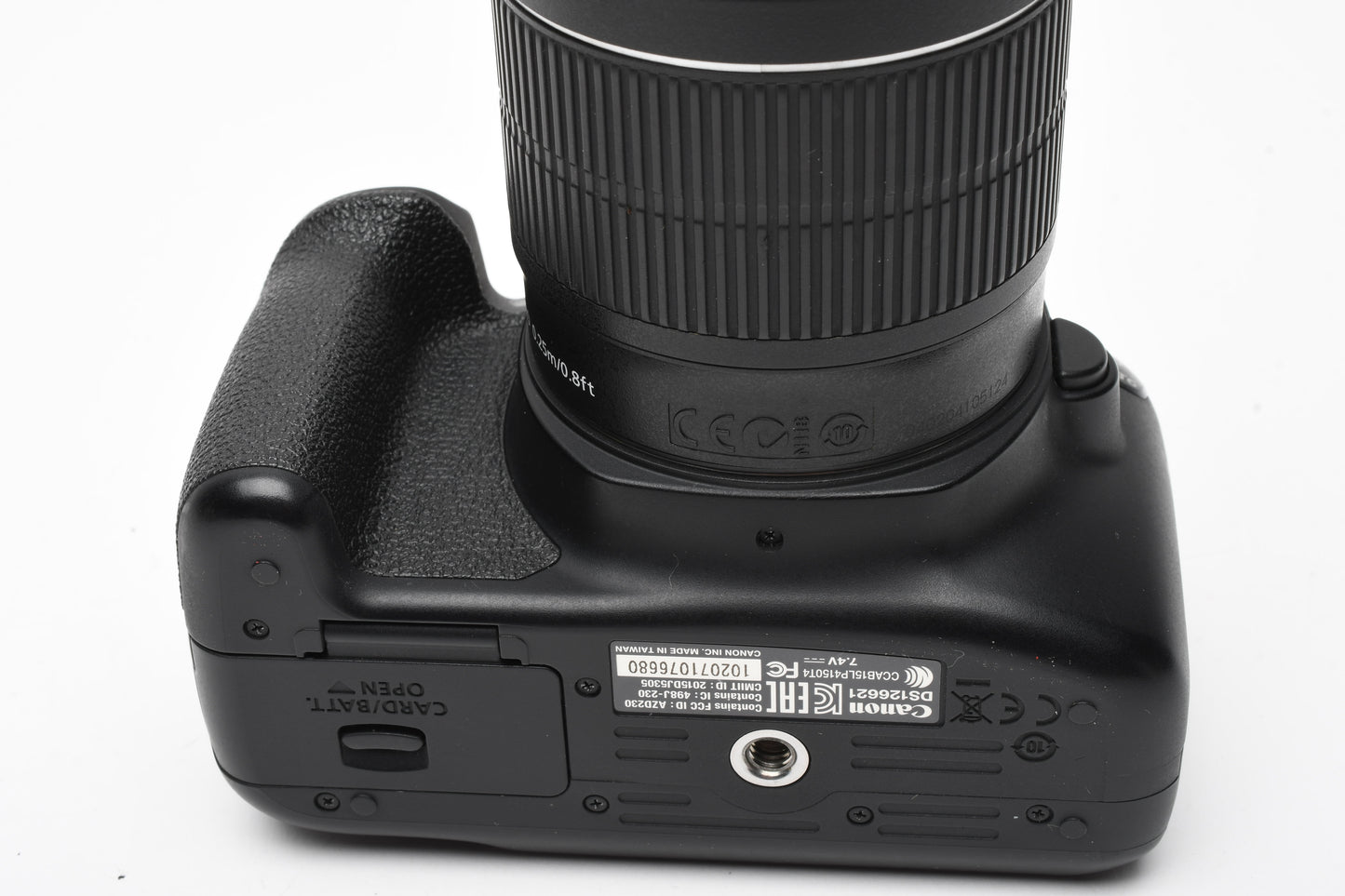 Canon Rebel T6 18MP DSLR w/18-55mm f3.5-5.6 IS STM, 9378 Acts, Nice