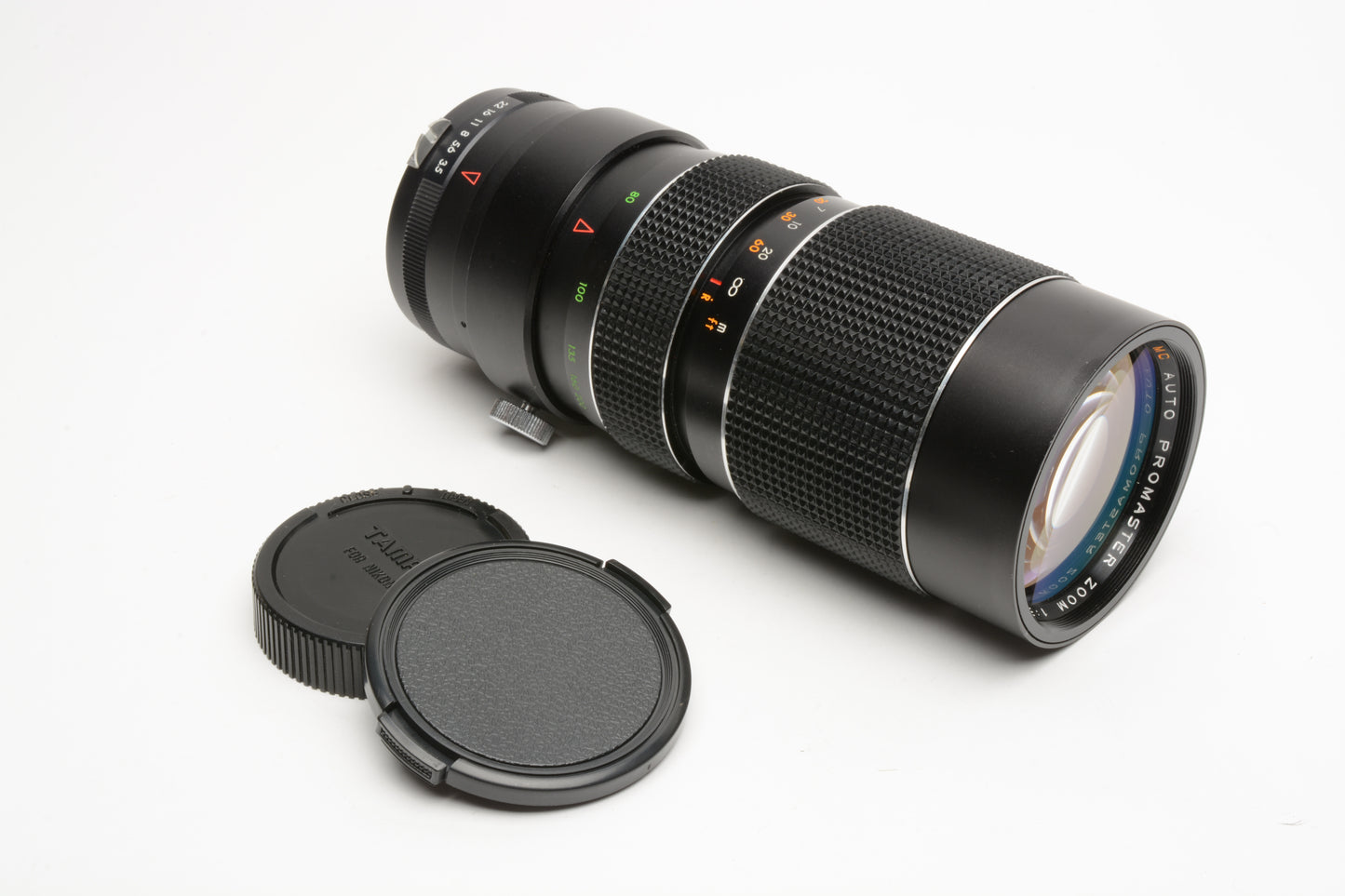 Promaster MF 80-200mm f3.5 Nikon Non-AI 2-Touch zoom lens, Nice