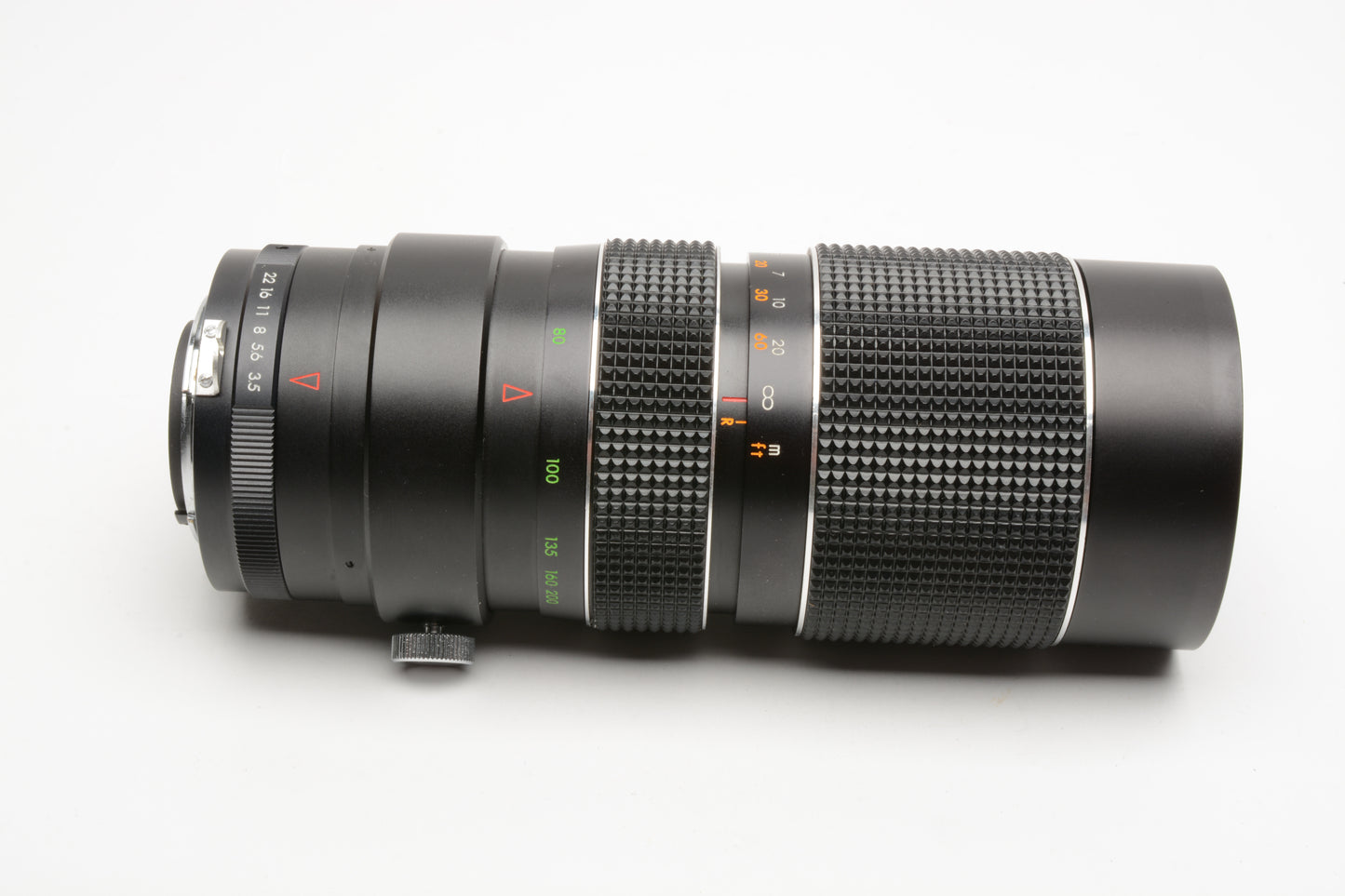 Promaster MF 80-200mm f3.5 Nikon Non-AI 2-Touch zoom lens, Nice