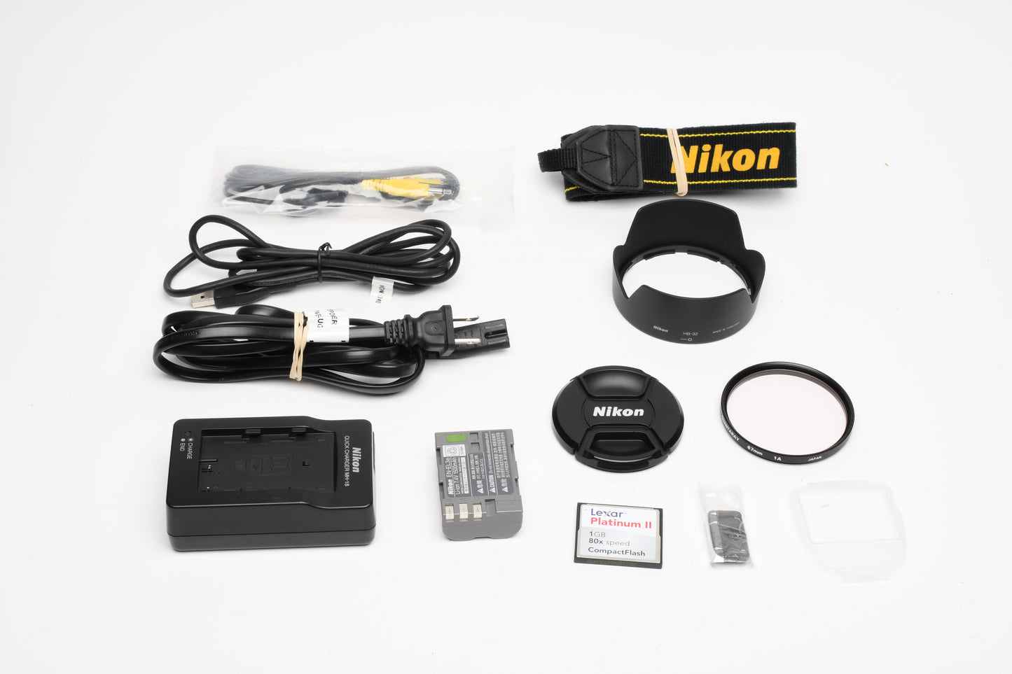 Nikon D70 DSLR w/18-70mm f3.5-4.5G ED VR bundle, Only 1660 Acts! + Case