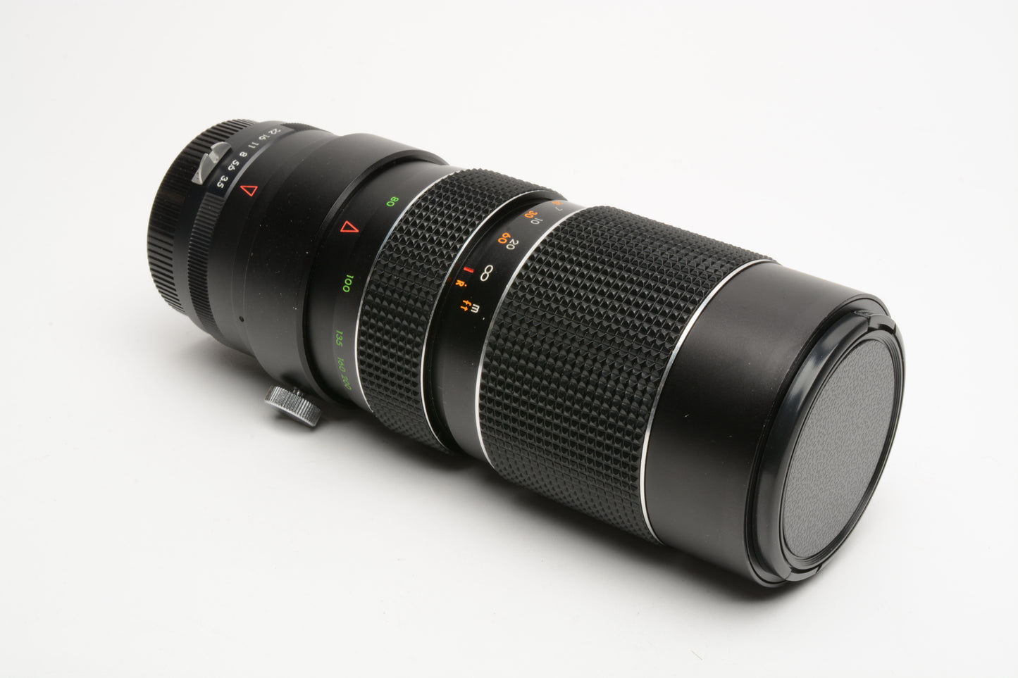 Promaster MF 80-200mm f3.5 Nikon Non-AI 2-Touch zoom lens, Nice
