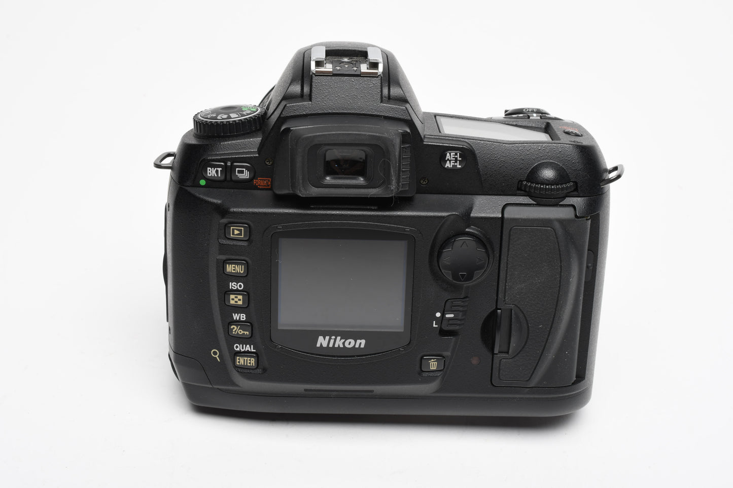 Nikon D70 DSLR w/18-70mm f3.5-4.5G ED VR bundle, Only 1660 Acts! + Case