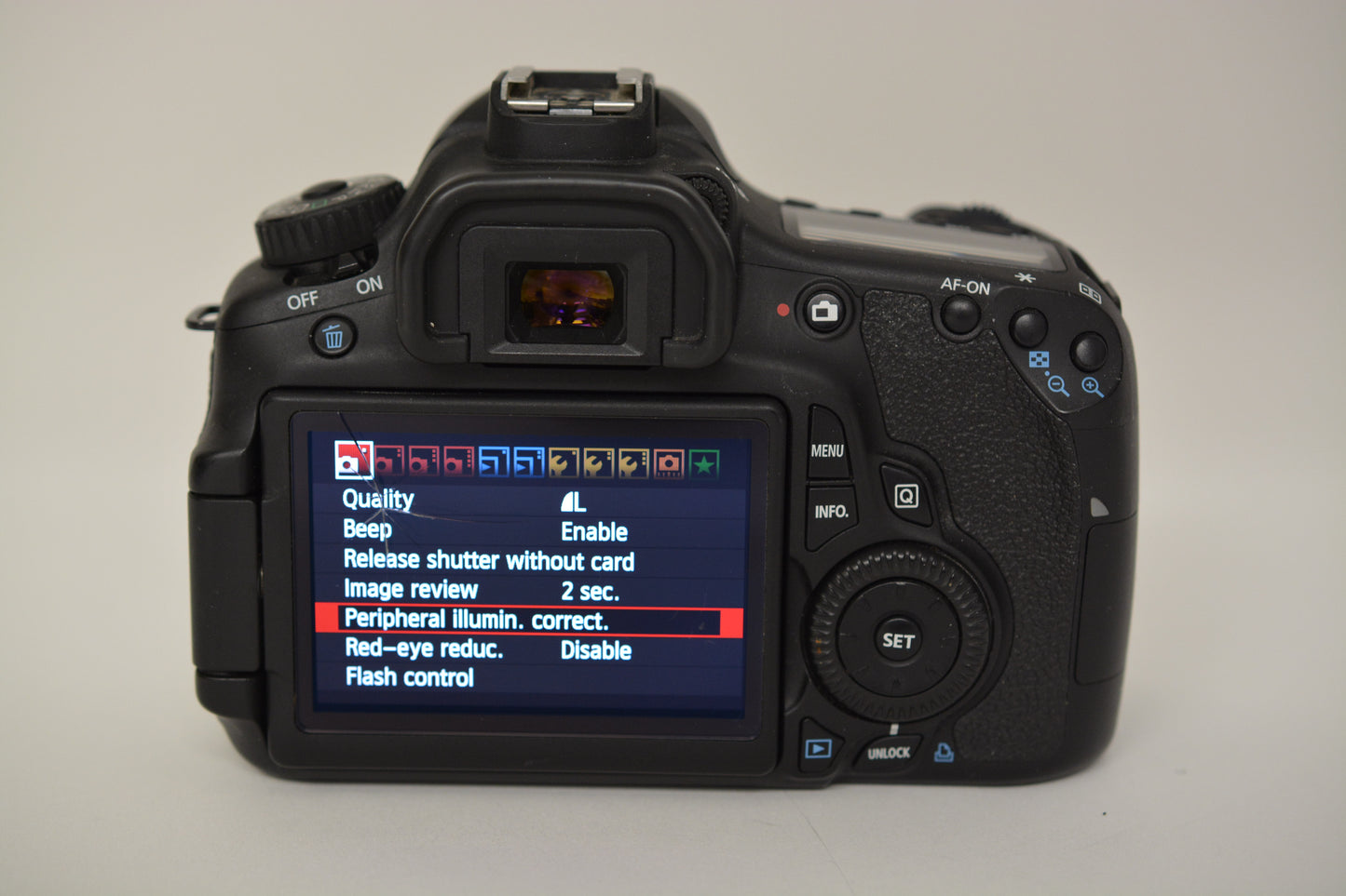 Canon EOS 60D DSLR Body w/battery, charger, strap, 6111K acts, tested, *Read