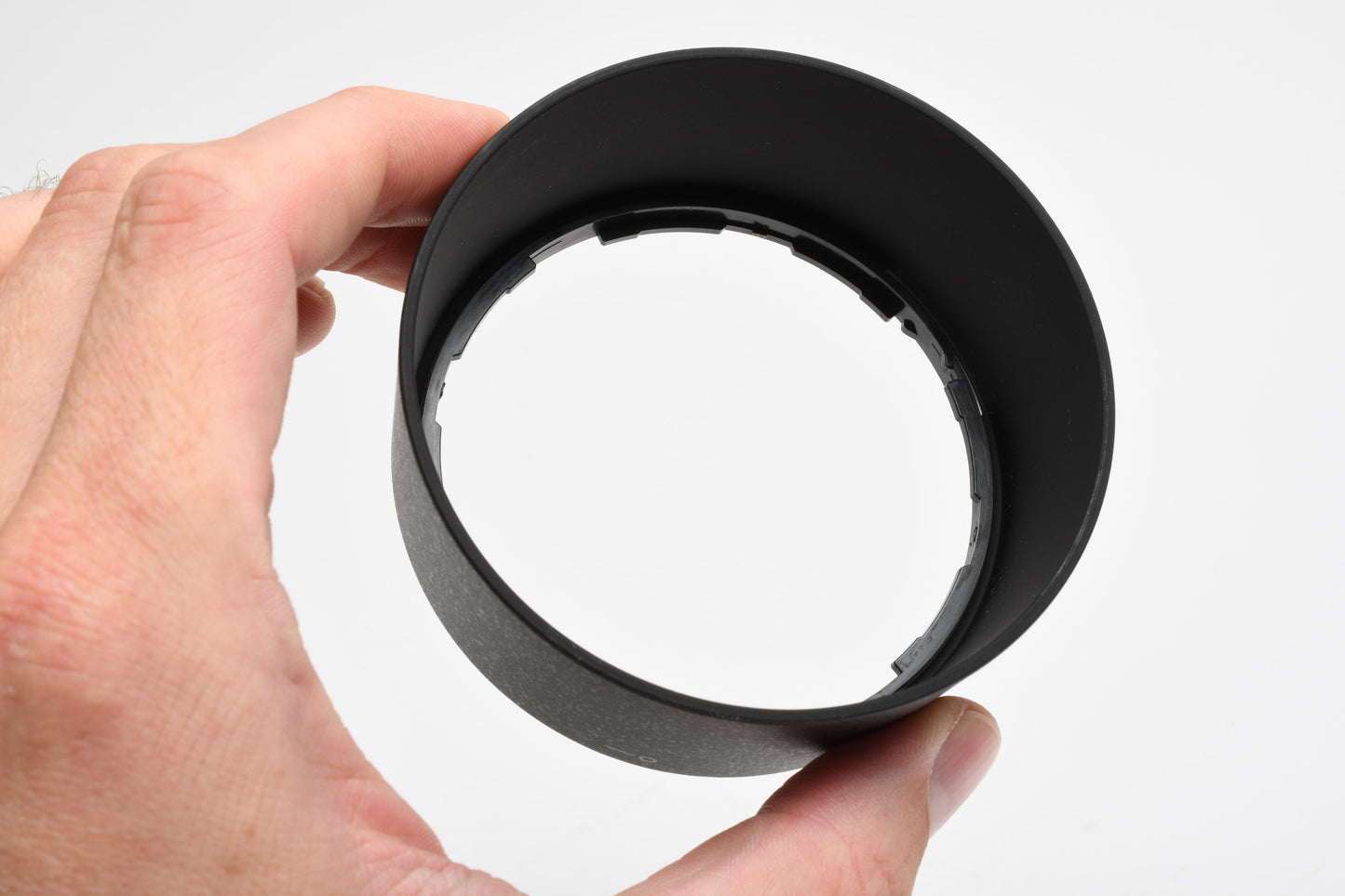 Nikon HB-47 Bayonet Lens Hood for AF-S Nikkor 50mm f1.4G & 50mm f1.8G Genuine