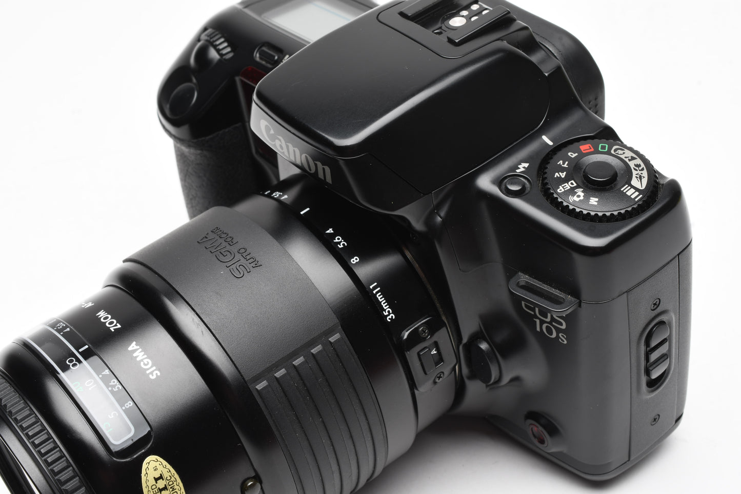 Canon EOS 10S 35mm SLR w/Sigma AF 35-135mm zoom lens, strap, Tested