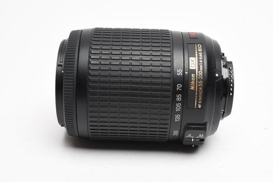 Nikon AF-S 55-200mm f4-5.6G IF ED VR DX, caps, pouch, Mint, Boxed