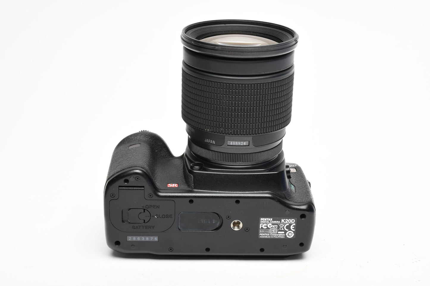 Pentax K20D 14.6MP DSLR w/Promaster 28-200mm Zoom, Only 20K Acts