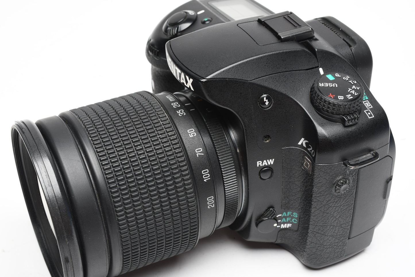 Pentax K20D 14.6MP DSLR w/Promaster 28-200mm Zoom, Only 20K Acts