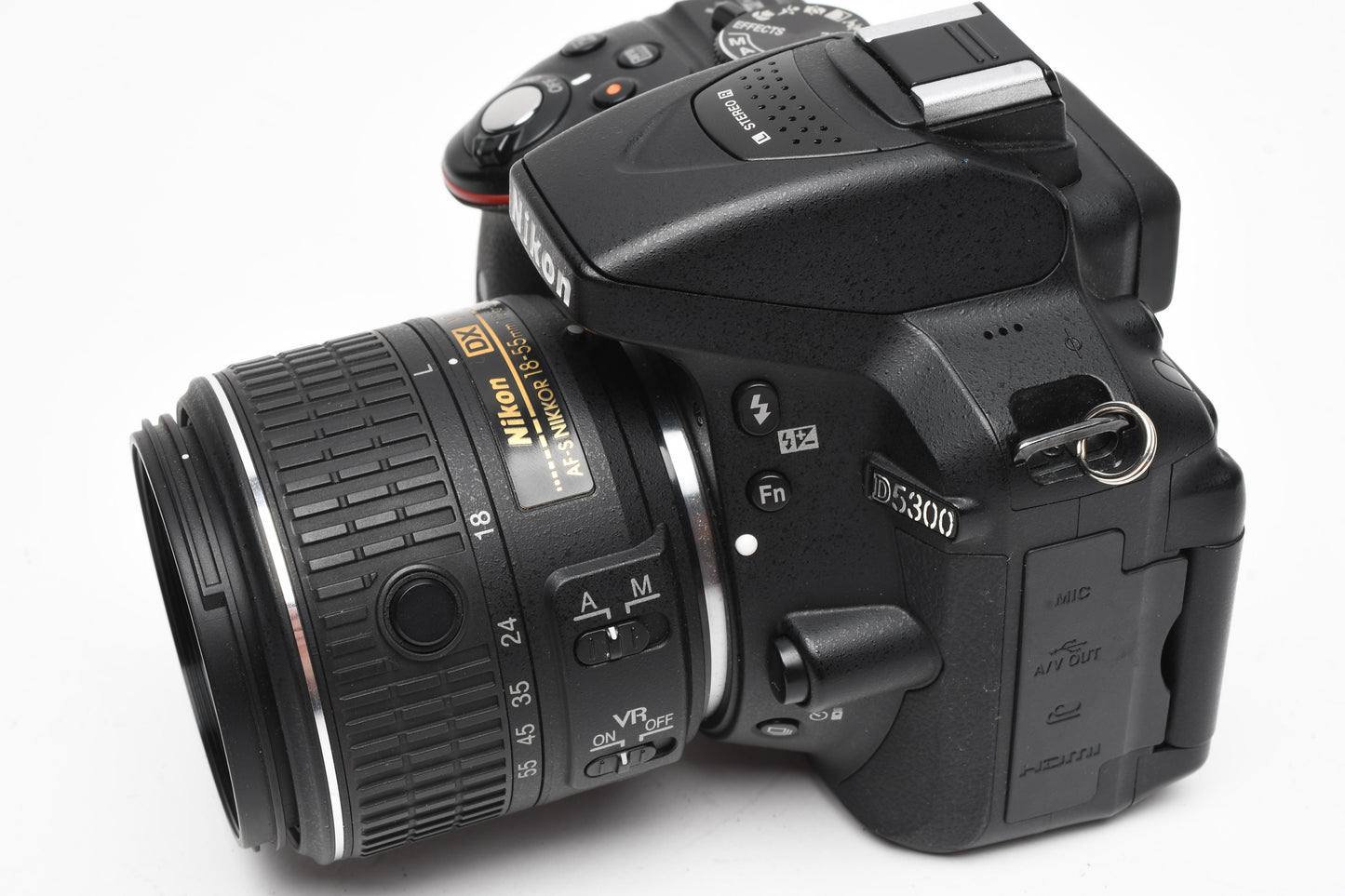 Nikon D5300 DSLR w/18-55mm zoom, 2X batts+charger+wrist strap+book Only 7259 Acts