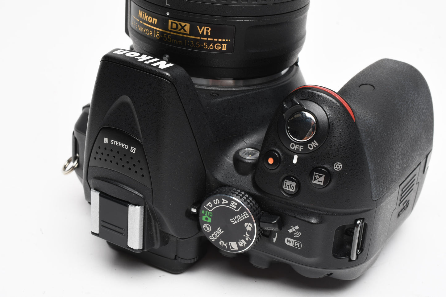 Nikon D5300 DSLR w/18-55mm zoom, 2X batts+charger+wrist strap+book Only 7259 Acts