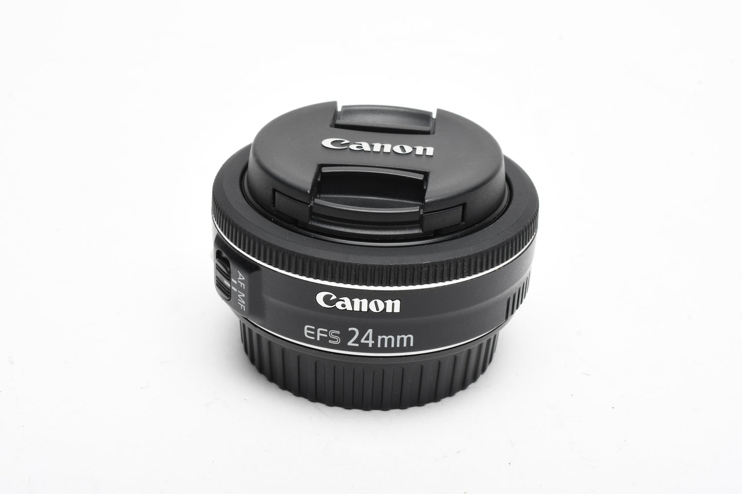 Canon EFS 24mm F2.8 STM Pancake macro lens, w/Caps, Mint