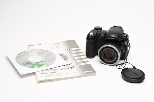 Fujifilm S5100 4MP Digital Point&Shoot camera, manual, Sharp!