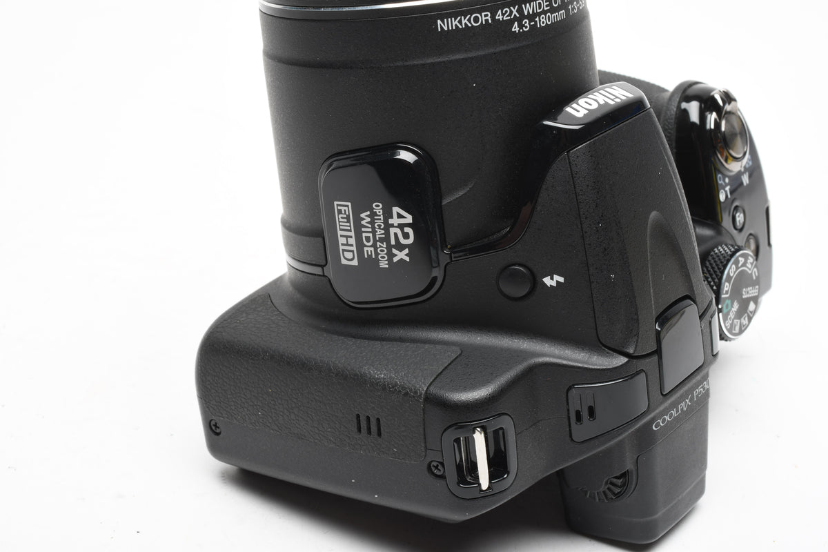 Nikon Coolpix P530 16.1MP Digital Point&Shoot 42x Zoom Full HD IS, Clean, Tested