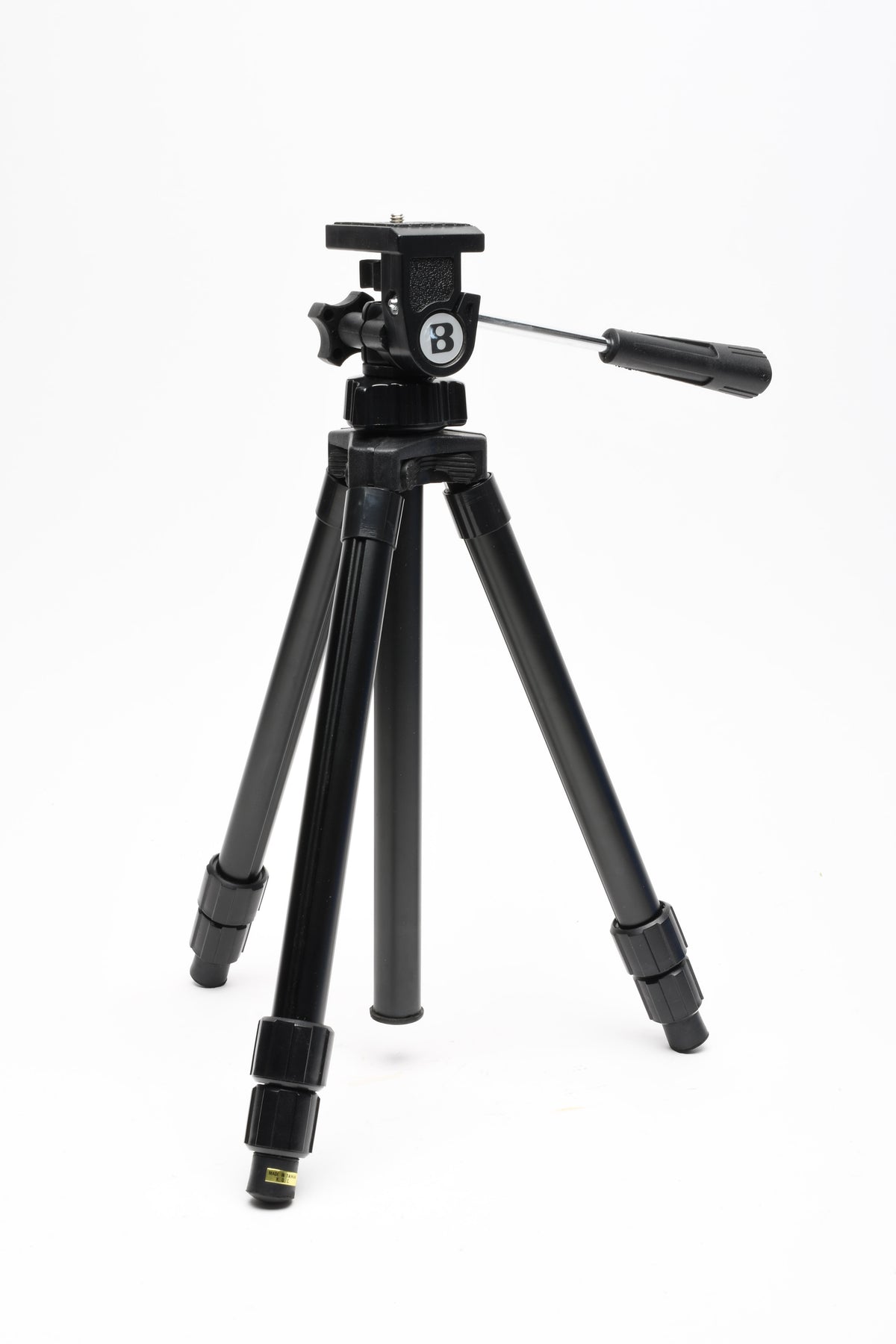 Benro? B Compact Tripod, 14" folded 36" expanded, Light weight
