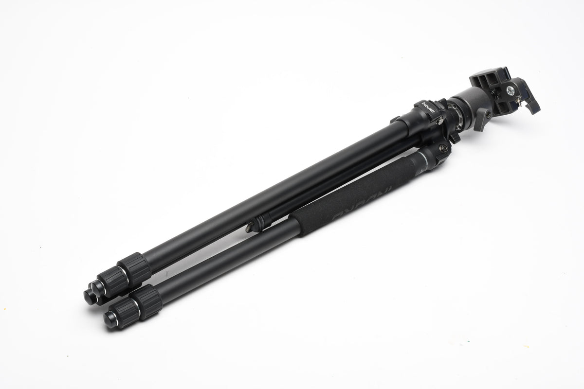 Induro A013 Alloy 6M A-Series Tripod Legs #462-013 w/Ball head, plate, case, Nice!!