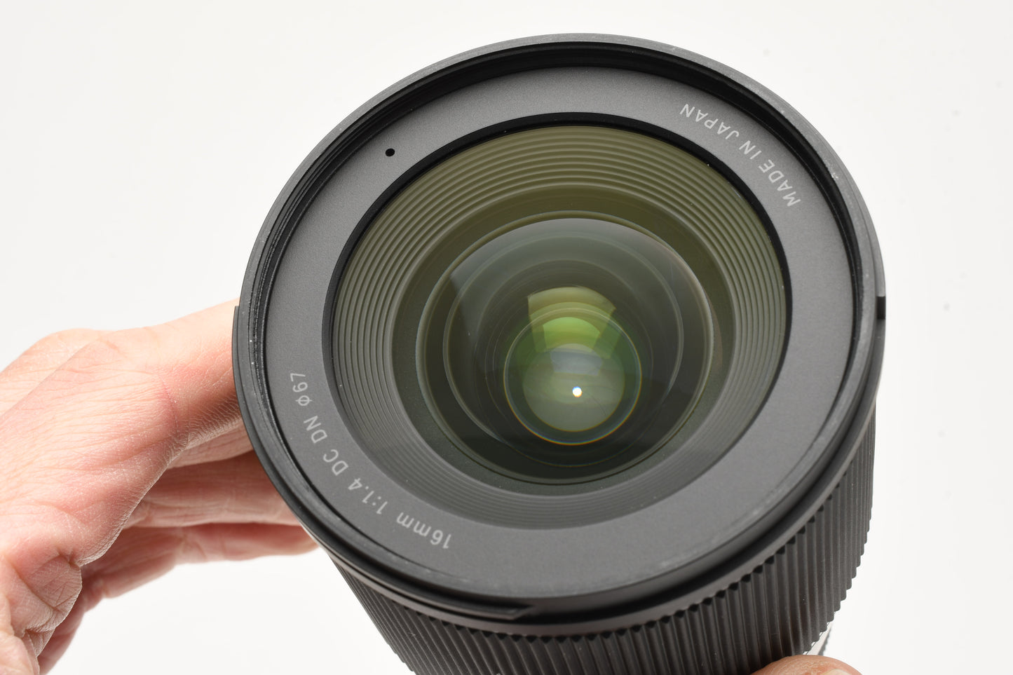 Sigma 16mm 1.4 DC Canon EF-M lens, very clean, w/hood+caps