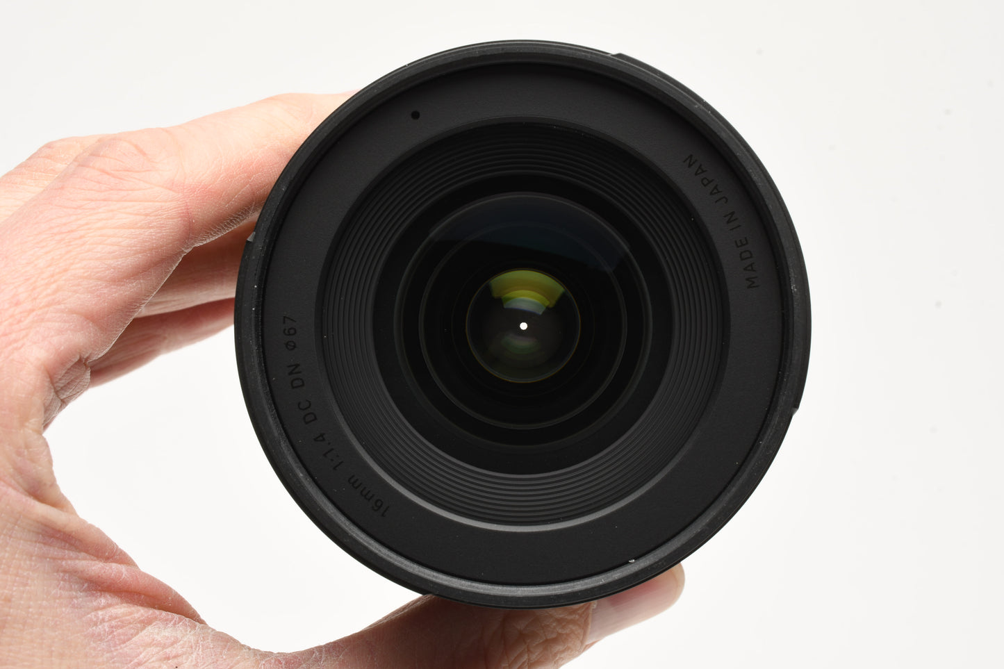Sigma 16mm 1.4 DC Canon EF-M lens, very clean, w/hood+caps