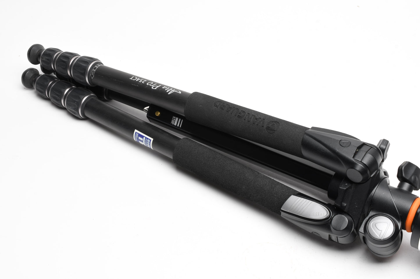 Alta Pro 254CT Carbon Fiber tripod legs w/Manfrotto 804RC2 Pan head, Great!