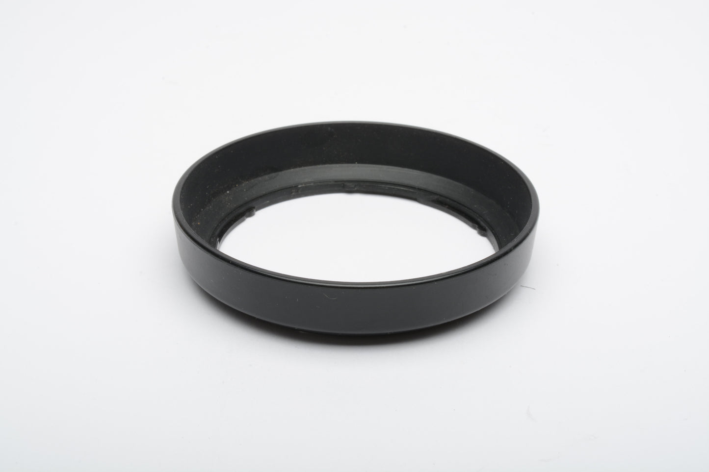 Sony SH0006 Lens hood for 18-70mm f3.5-5.6 Zoom lens A mount, Genuine