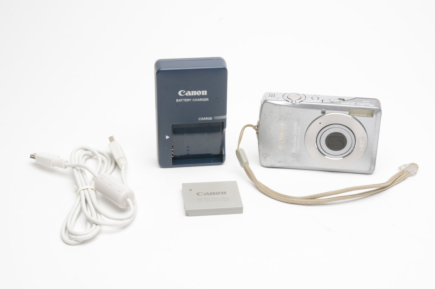 Canon PowerShot SD630 Digital Elph 6MP Digital Point&Shoot w/batt+charger, Bargain