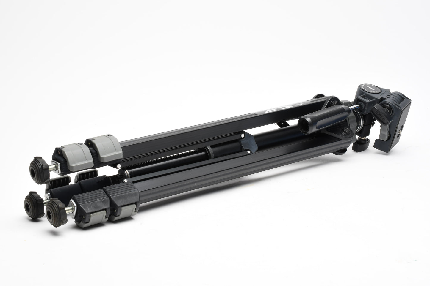 Slik U112 Aluminum quality tripod w/QR Post, Nice!