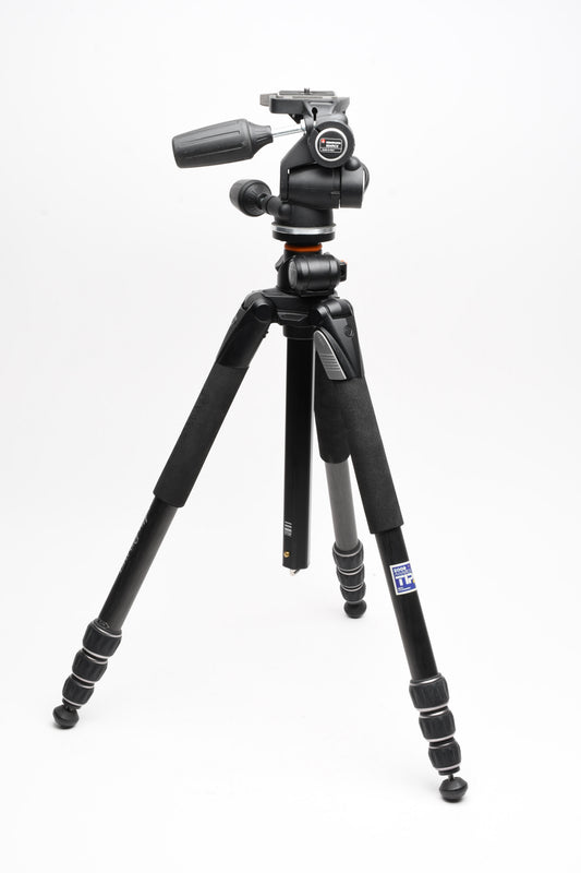 Alta Pro 254CT Carbon Fiber tripod legs w/Manfrotto 804RC2 Pan head, Great!