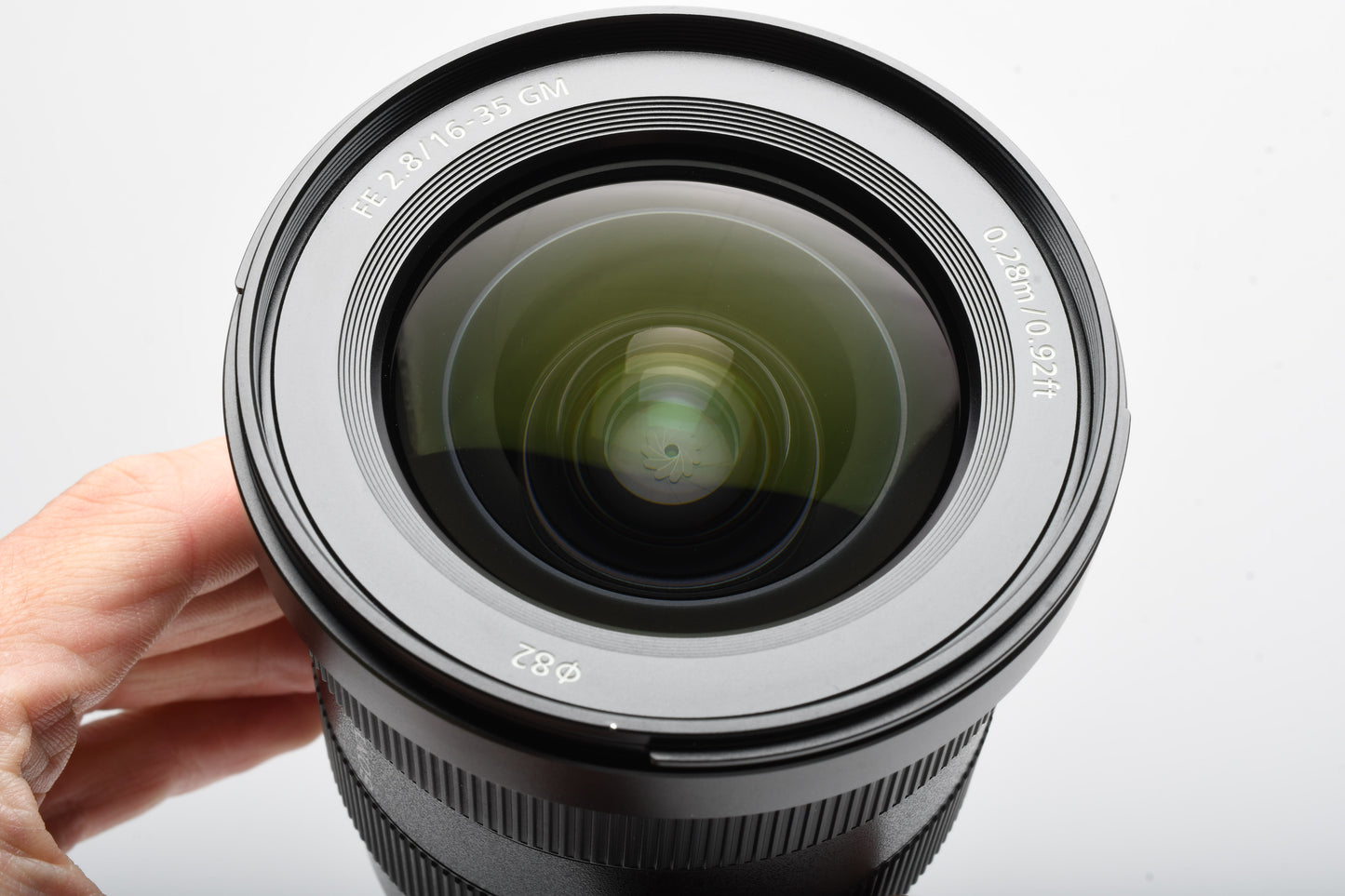 Sony FE 16-35mm f2.8 GM Lens SEL1635GM E-Mount, Hood, Mint-