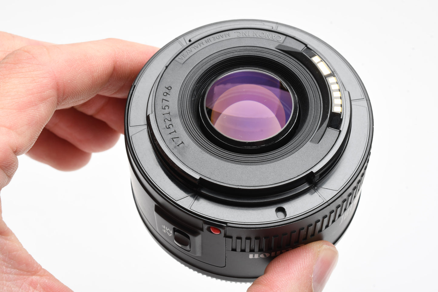 Canon EF 50mm f1.8 II prime lens, caps, hood, UV filter, Great