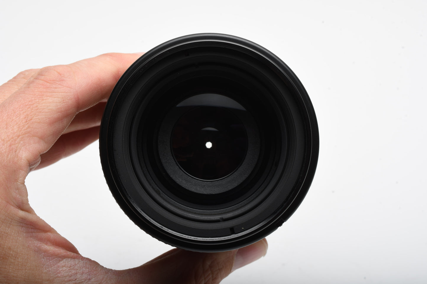 Nikon AF Nikkor 35-135mm F3.5-4.5 Macro zoom lens, caps, UV, Great!