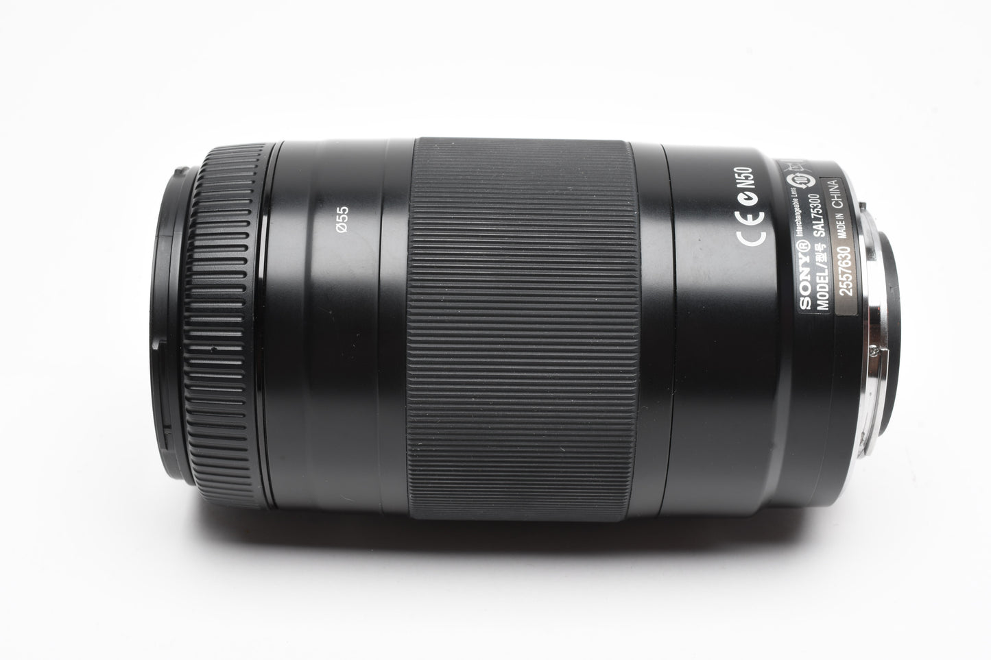 Sony AF 75-300mm f4.5-5.6 lens (A-Mount) caps, hood, Boxed, Mint-