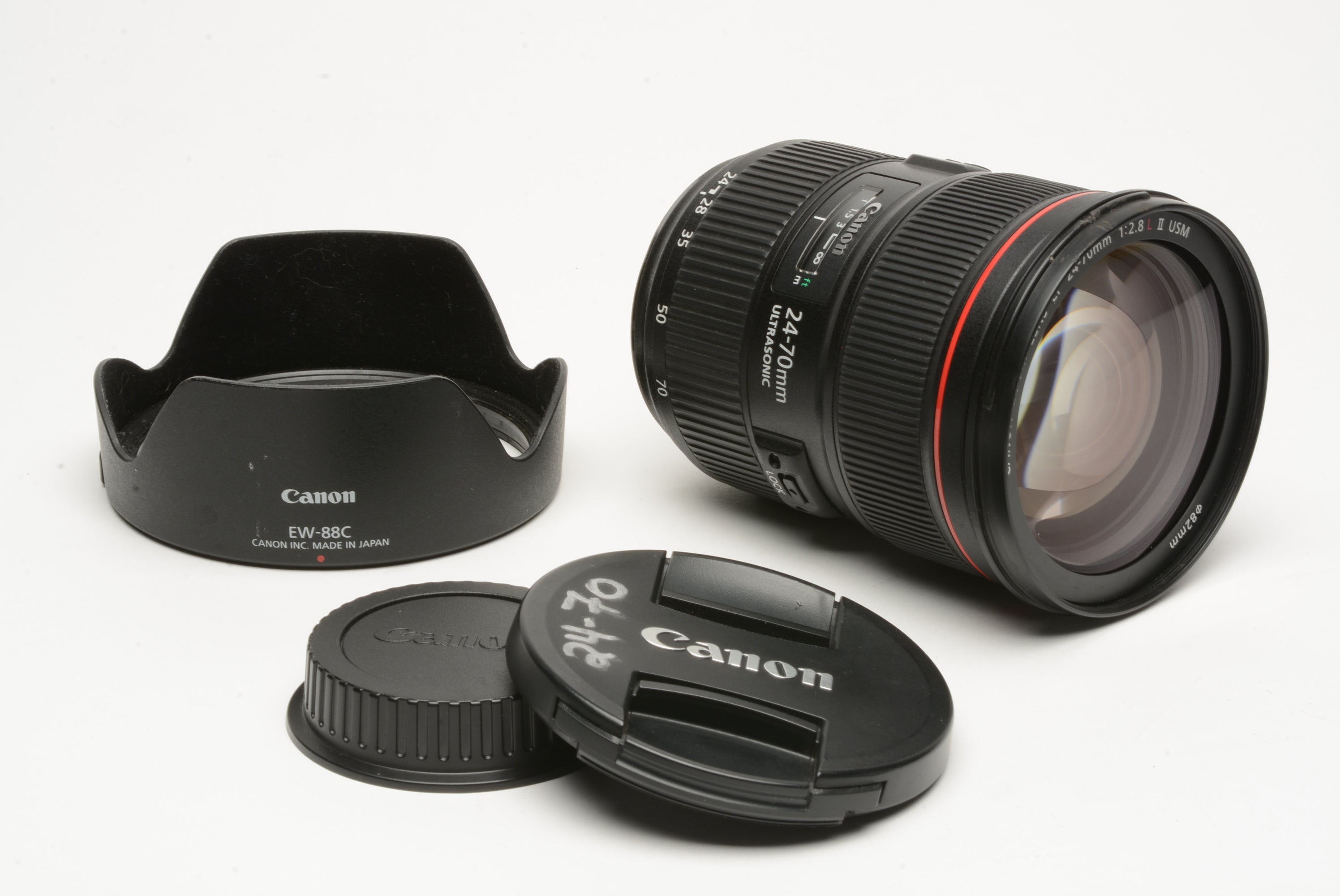 Canon EF 24-70mm f2.8L IS II USM zoom lens, caps + hood, very