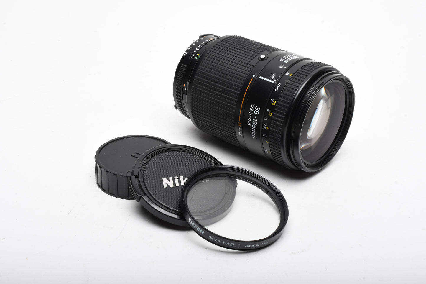 Nikon AF 70-210mm F4-5.6 zoom, caps, L37c UVvery clean