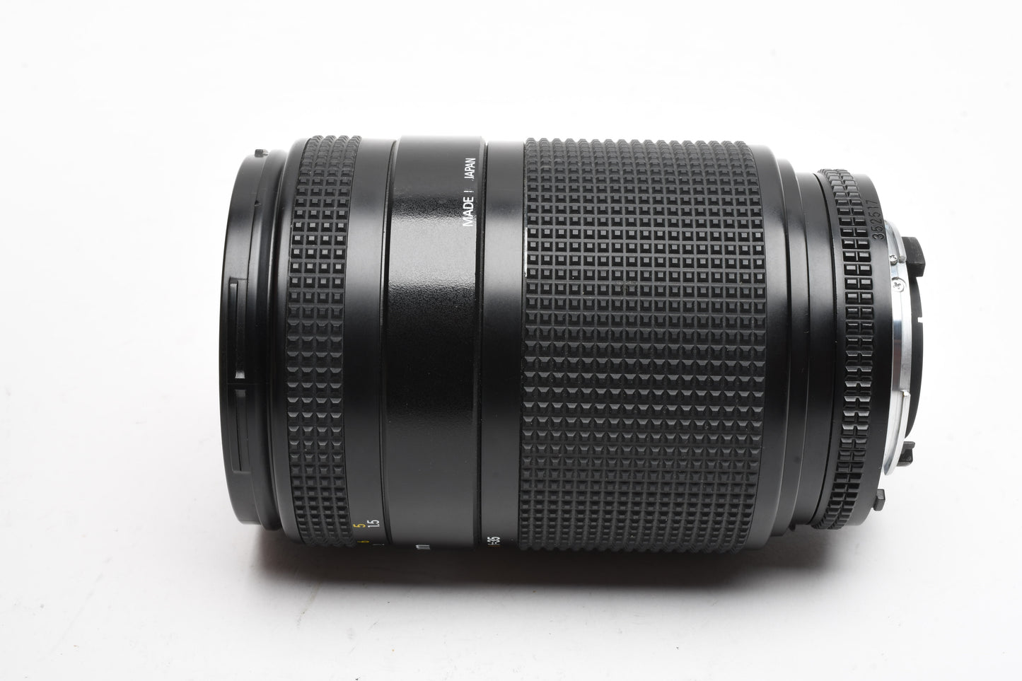 Nikon AF 70-210mm F4-5.6 zoom, caps, L37c UVvery clean
