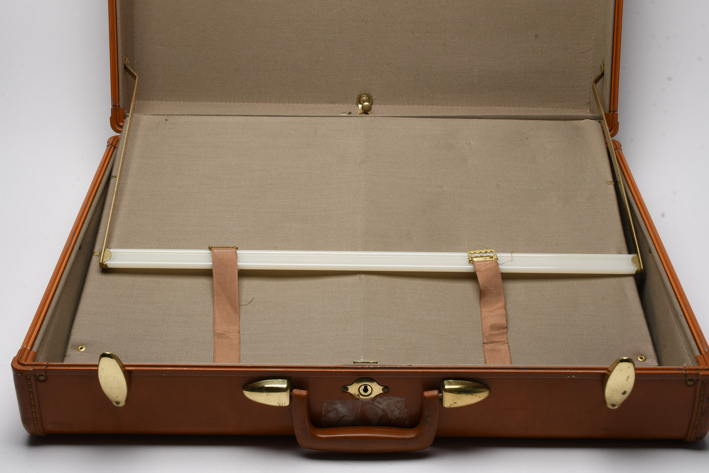 Samsonite valise luggage hard suitcase Great quality, Nice vintage look ~24x19x7"