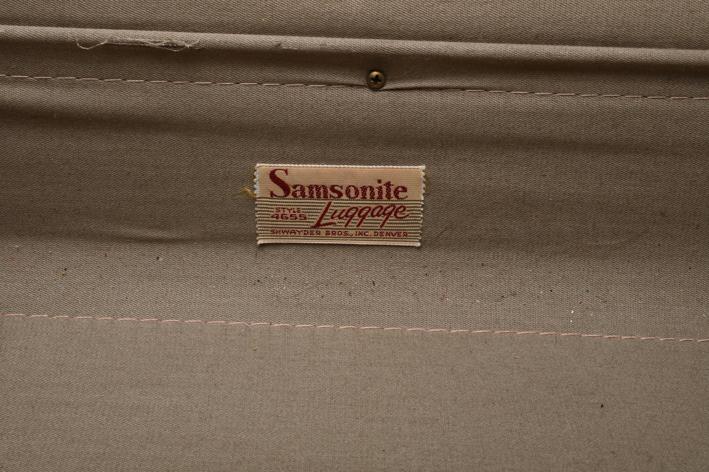 Samsonite valise luggage hard suitcase Great quality, Nice vintage look ~24x19x7"