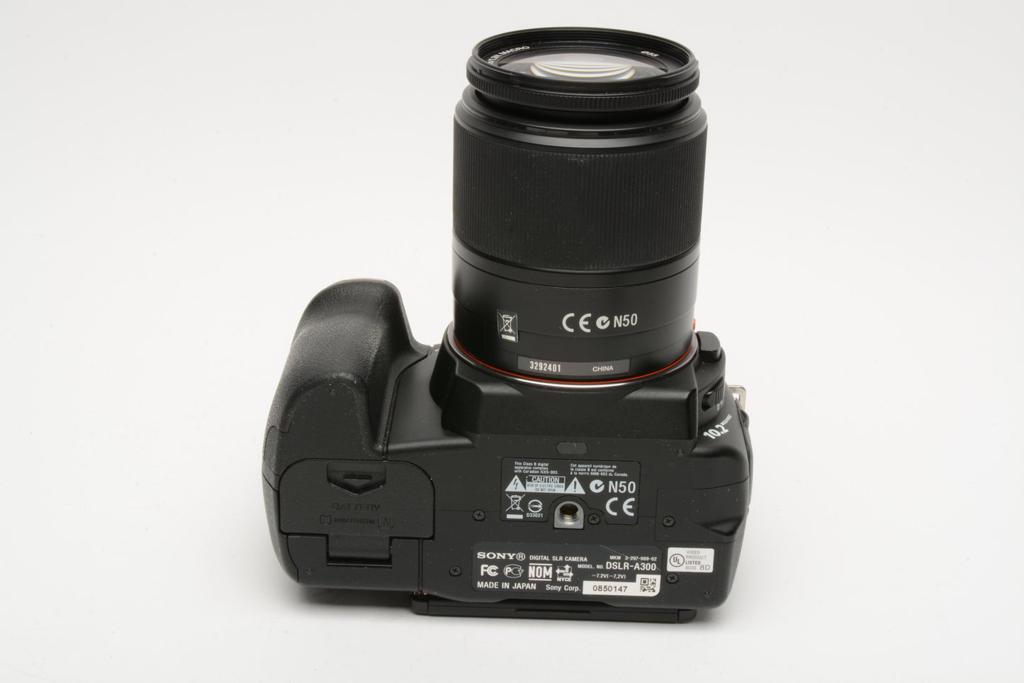 Sony Alpha A300 DSLR Camera w/18-70mm f3.5-5.6, Book, batt+charger, Clean