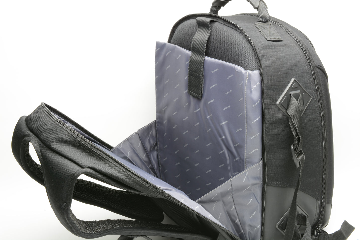 Quantaray Pro by Naneu Pro Camera Backpack (Black), Great design