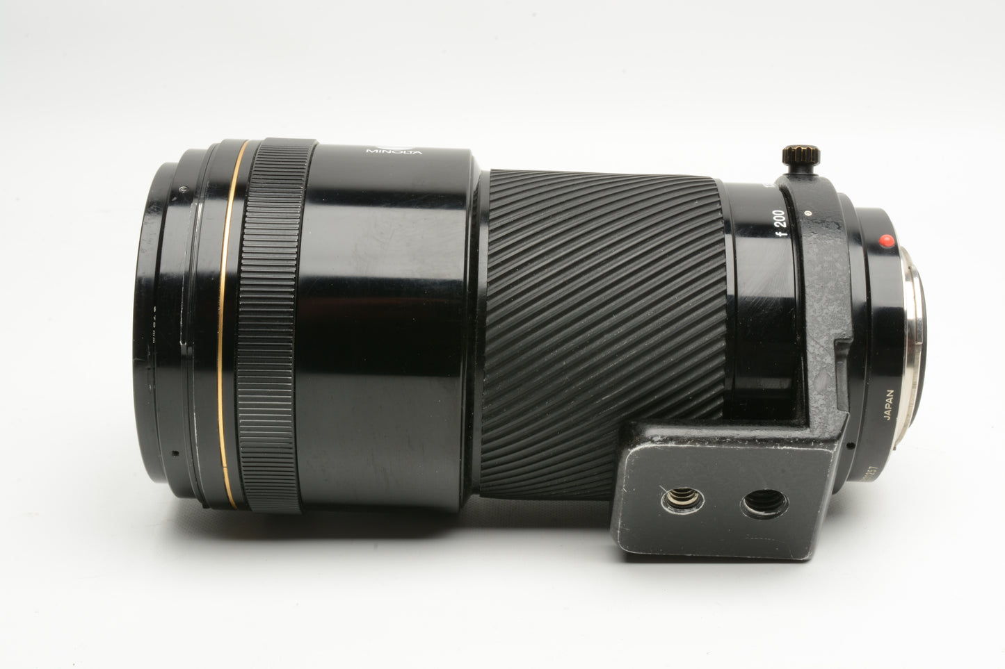 Minolta AF 80-200mm f2.8 APO Tele zoom lens, Collar, hood, caps, Sharp!