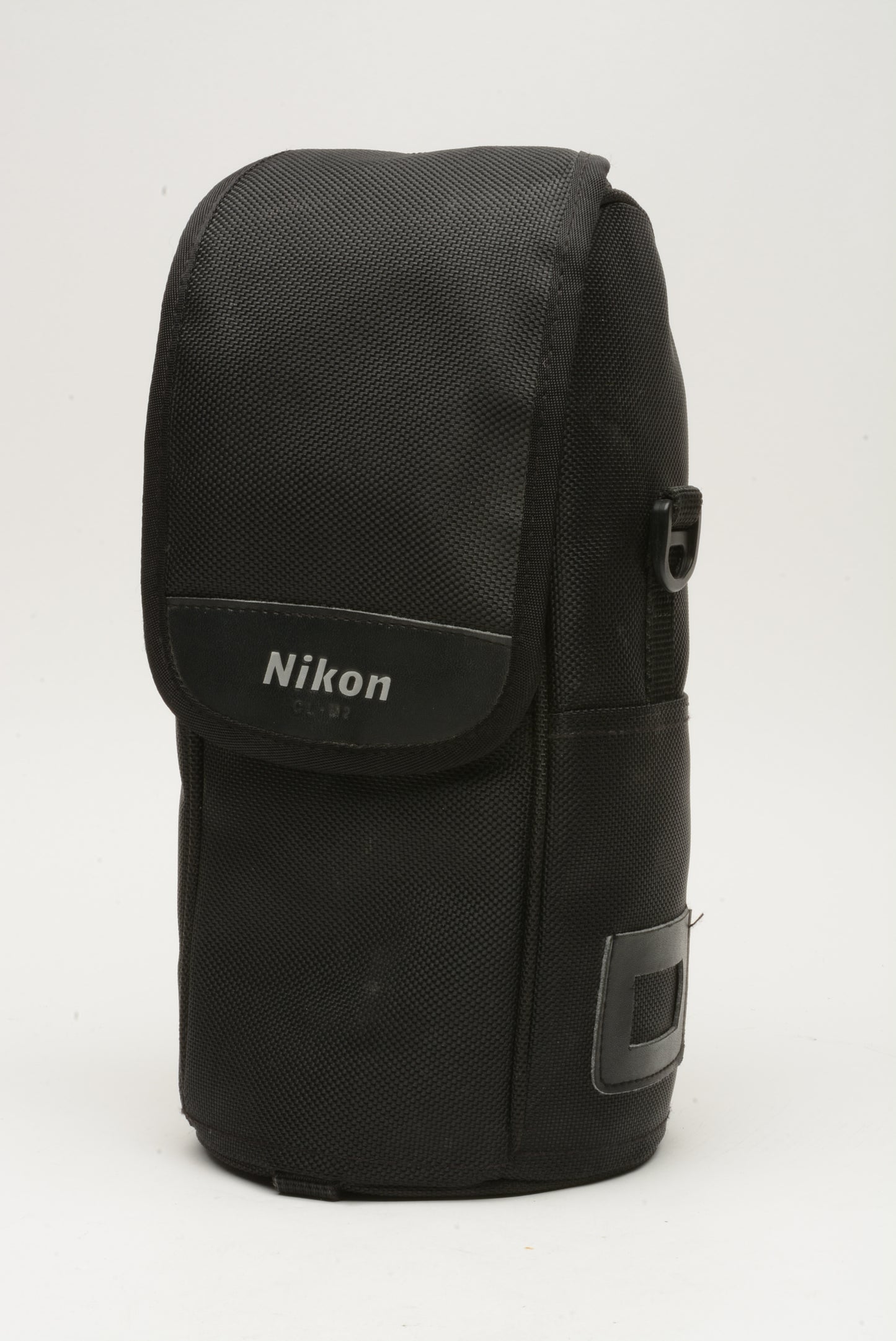 Nikon AF-S VR-Nikkor ED 70-200mm f/2.8 G w/case,hood,B+W UV