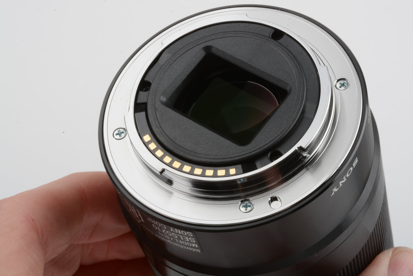 Sony 55-210mm f4.5-6.3 OSS zoom lens (Black) w/Lens caps