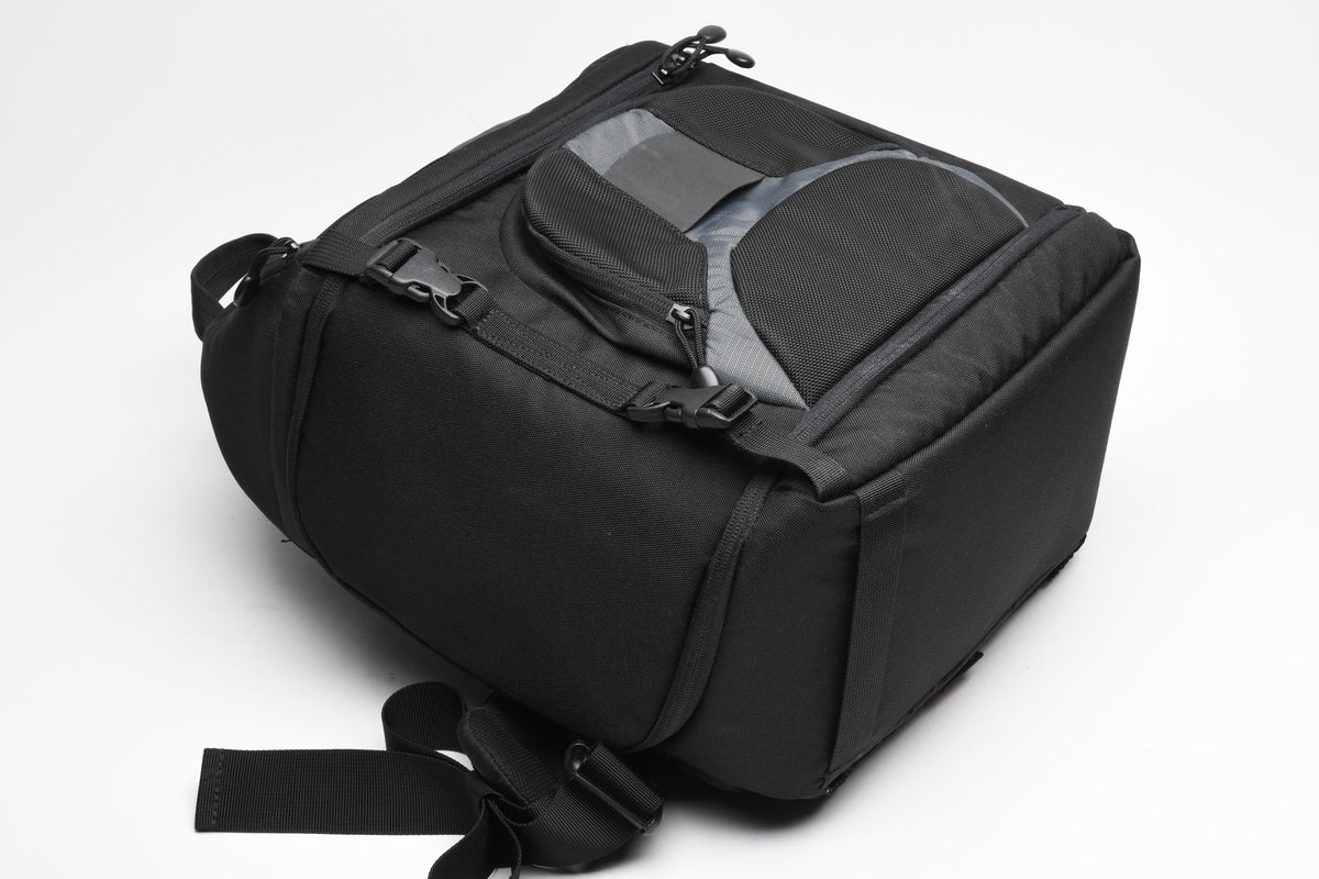 Lowepro SlingShot 300AW Camera SlingPack - Black, Very clean, Nice
